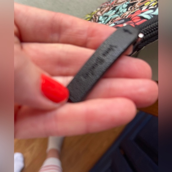 Vera Bradley laptop sleeve - Picture 3 of 7